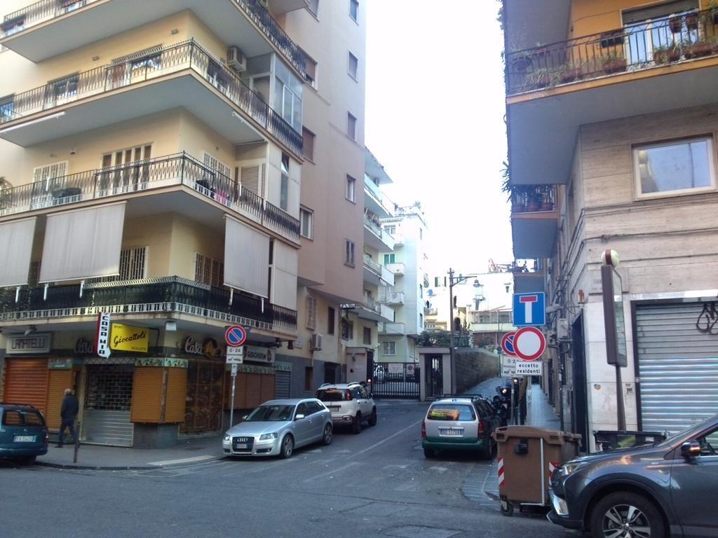 Domus Aurea Bed and Breakfast Napoli Eksteriør billede