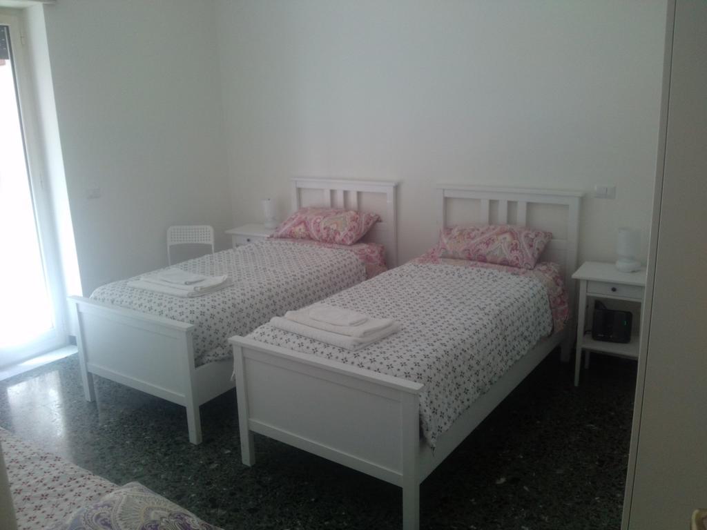 Domus Aurea Bed and Breakfast Napoli Eksteriør billede